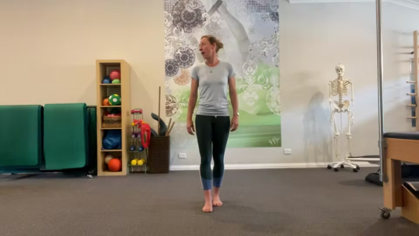 Balance and Vestibular Exercises (5mins) - Re:Align Pilates | Wagga